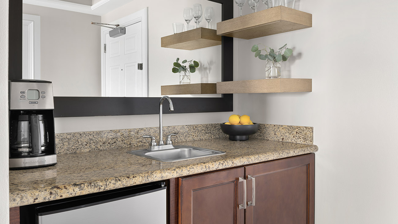 Guest Kitchenette